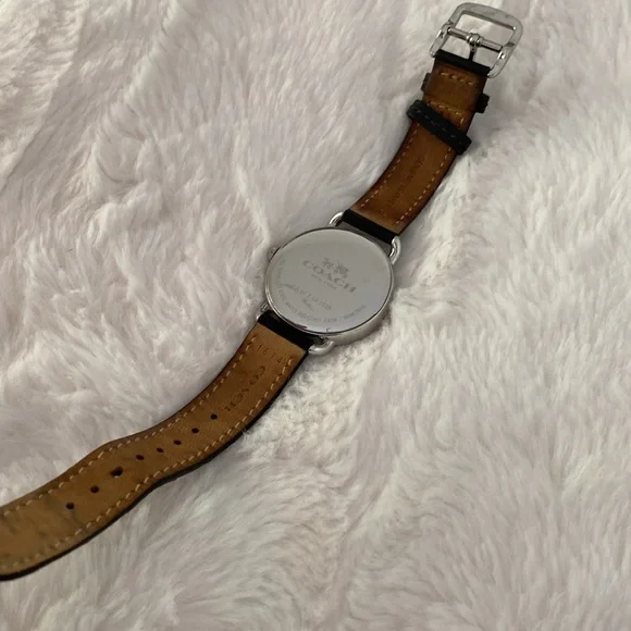 Coach Carriage Leather Watch - Picture 5 of 8